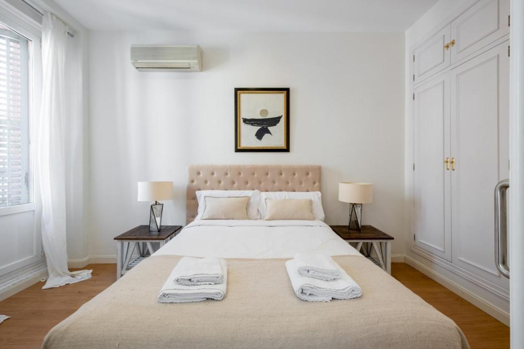 1 Bedroom 1 Bathroom Furnished - Sol - Bright Refurbished - Mintystay Apartment