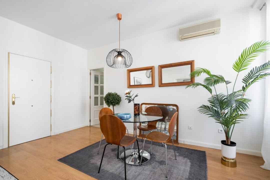 Apartment 1 Bedroom 1 Bathroom Furnished - Sol - Bright Refurbished - Mintystay Madrid