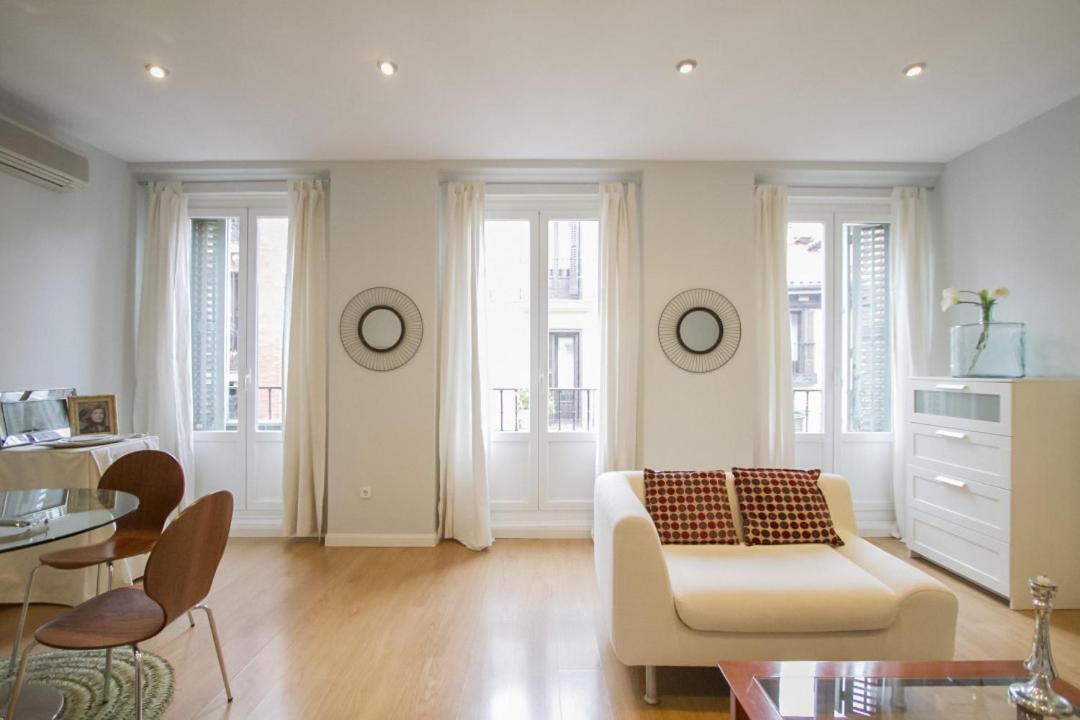 1 Bedroom 1 Bathroom Furnished - Sol - Bright Refurbished - Mintystay Apartment *