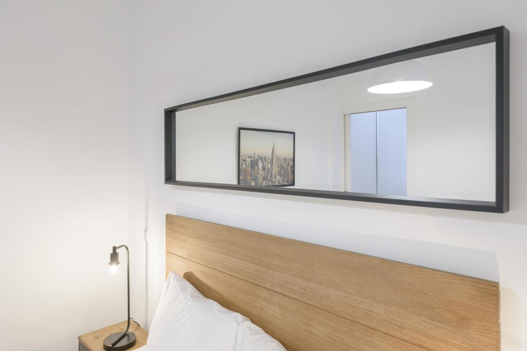 Apartment Avila Calle, Precioso Estudio En Santiago Bernabeu-estrecho En Segundo Piso Sin Ascensor *