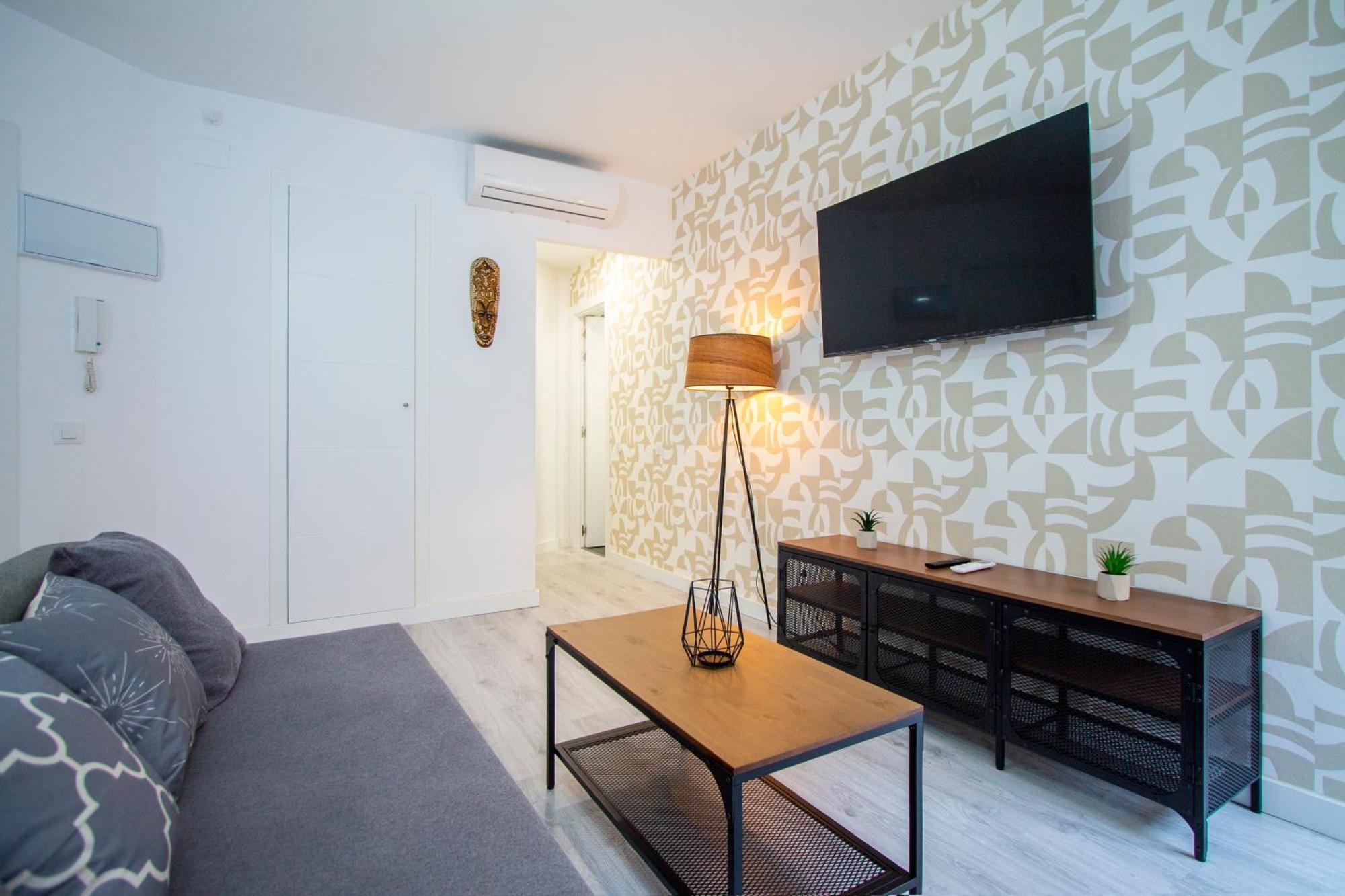 Cuatro Caminos Apartment *