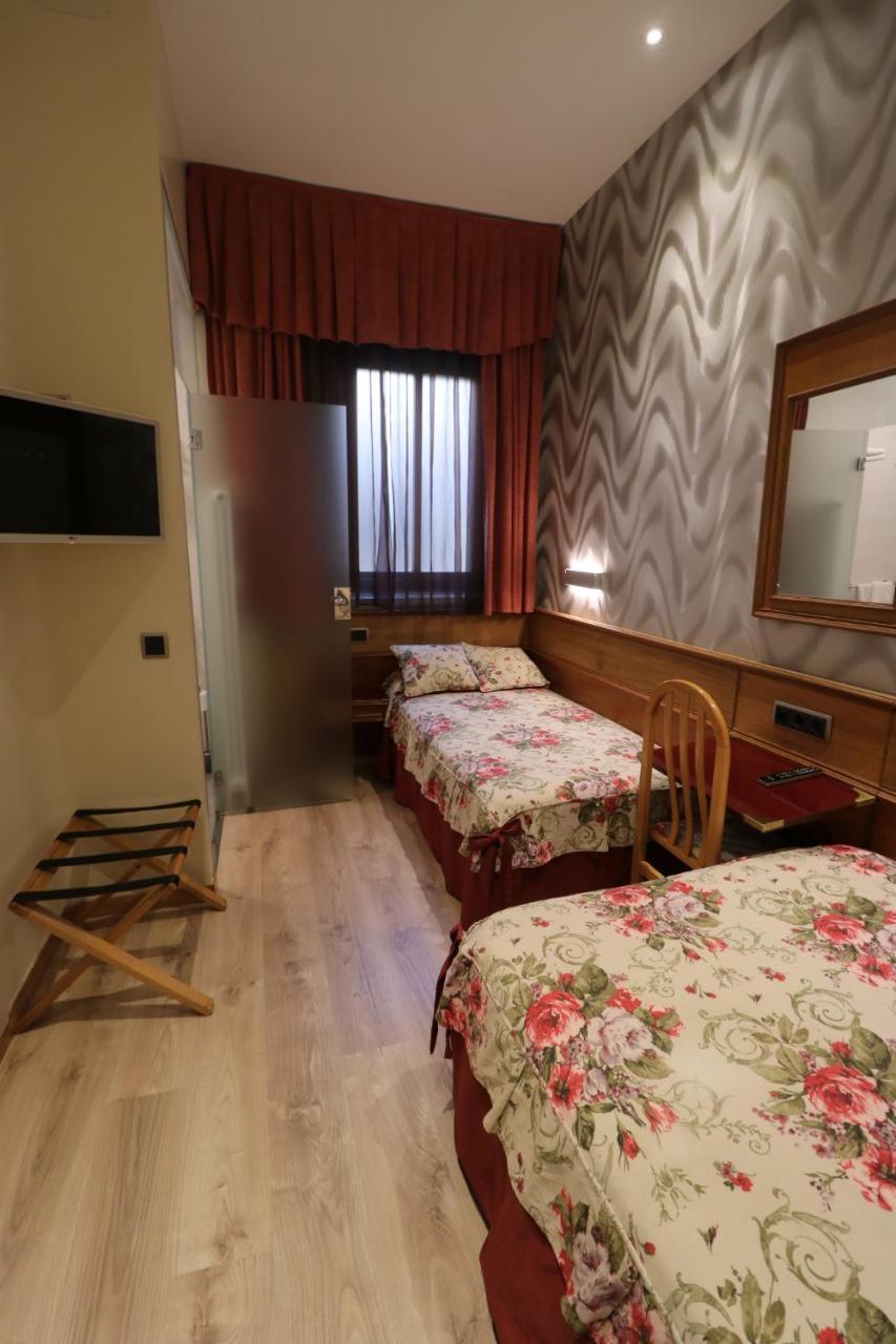 Guest house Hispano - Argentino Gran Via Madrid
