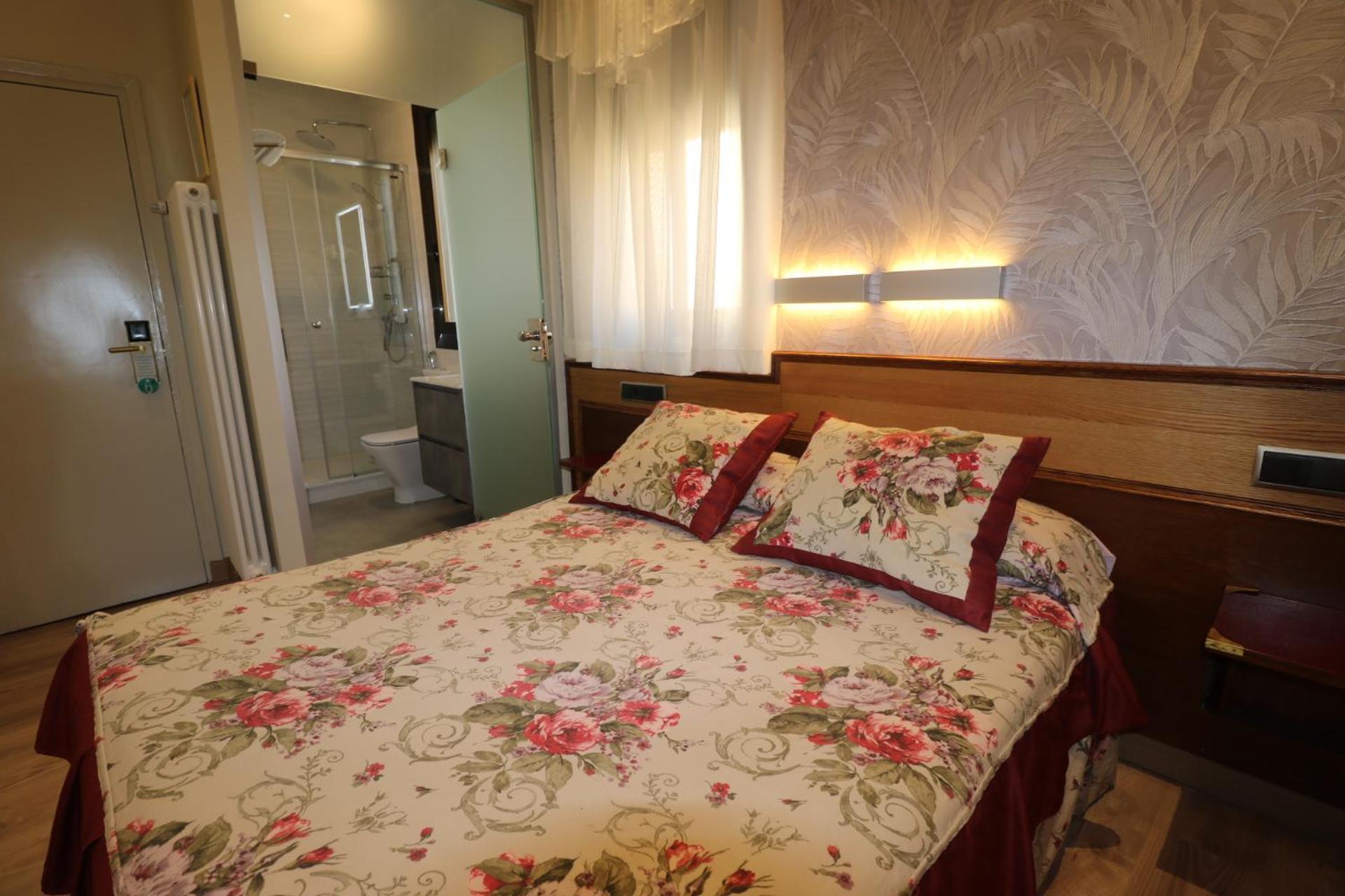Hispano - Argentino Gran Via Guest house