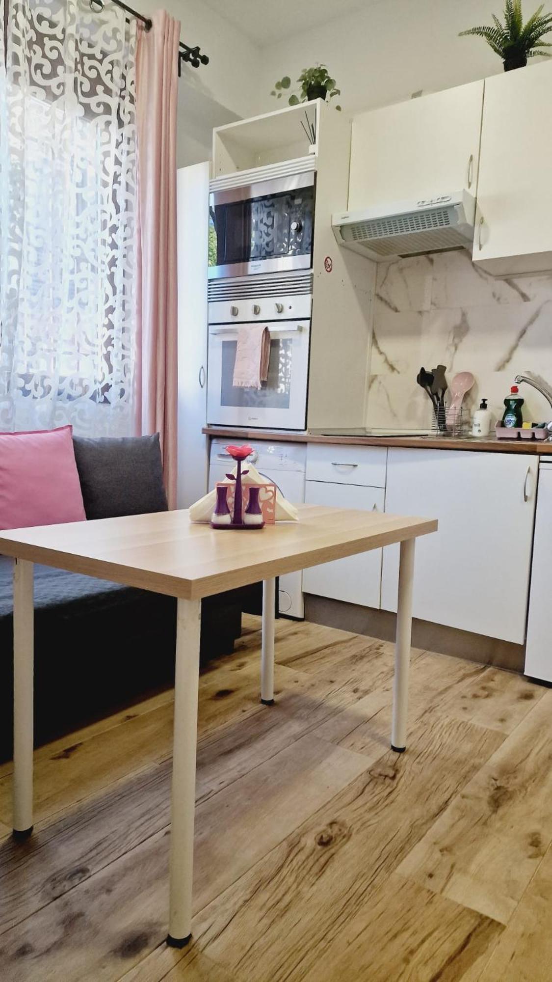 Oteiza Apartment