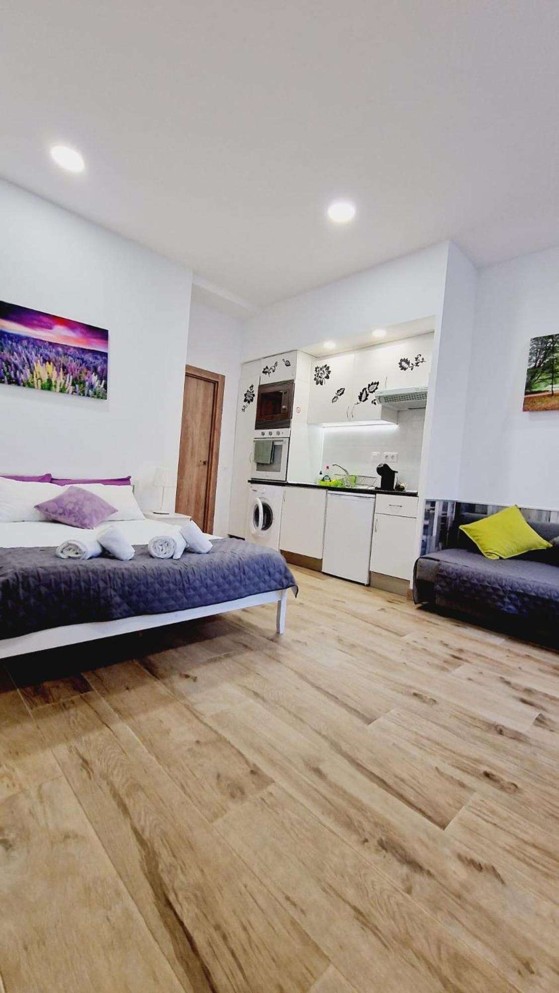 Oteiza Apartment