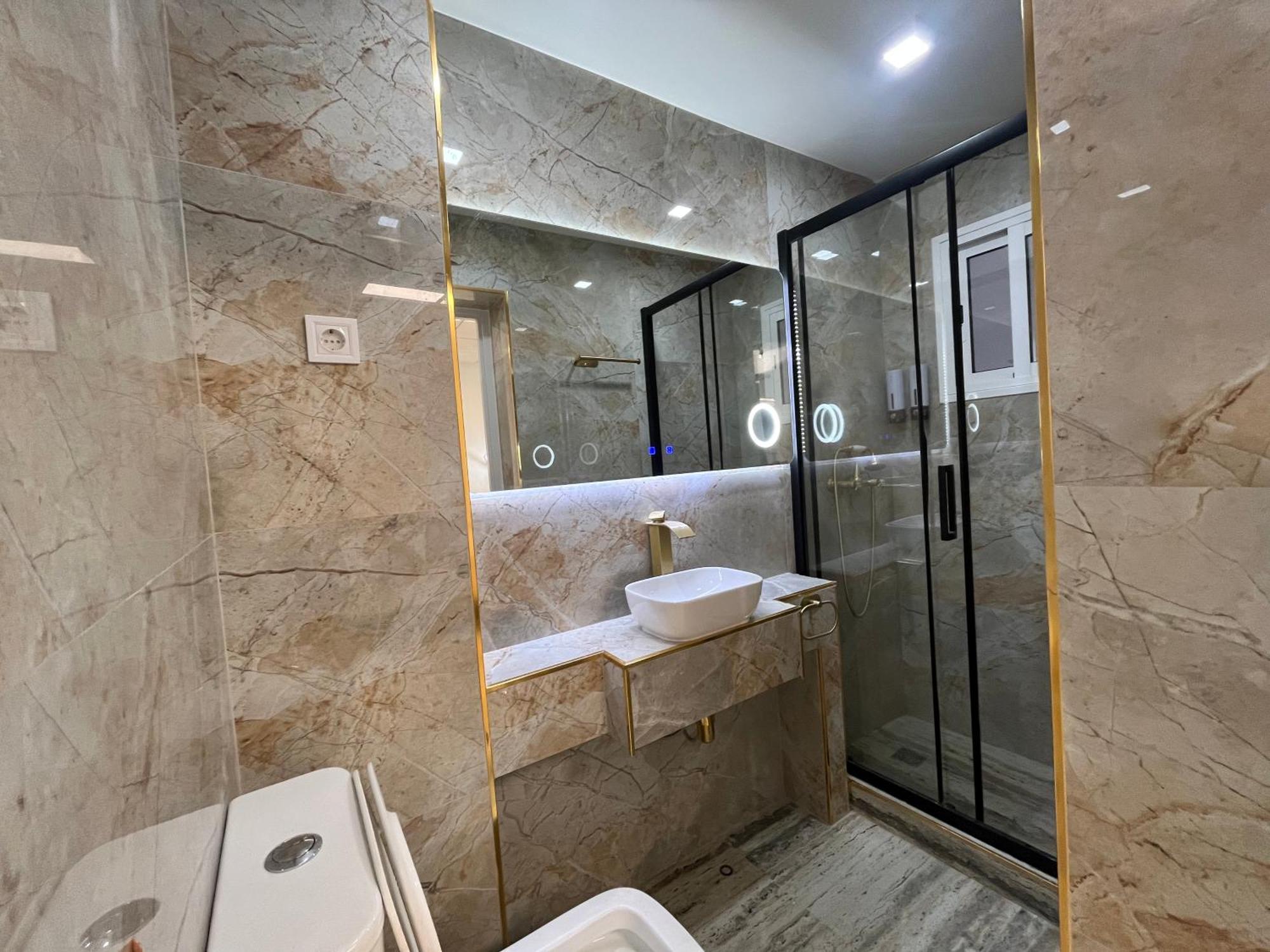 Harli4 Luxury Plaza Mayor Apartment *