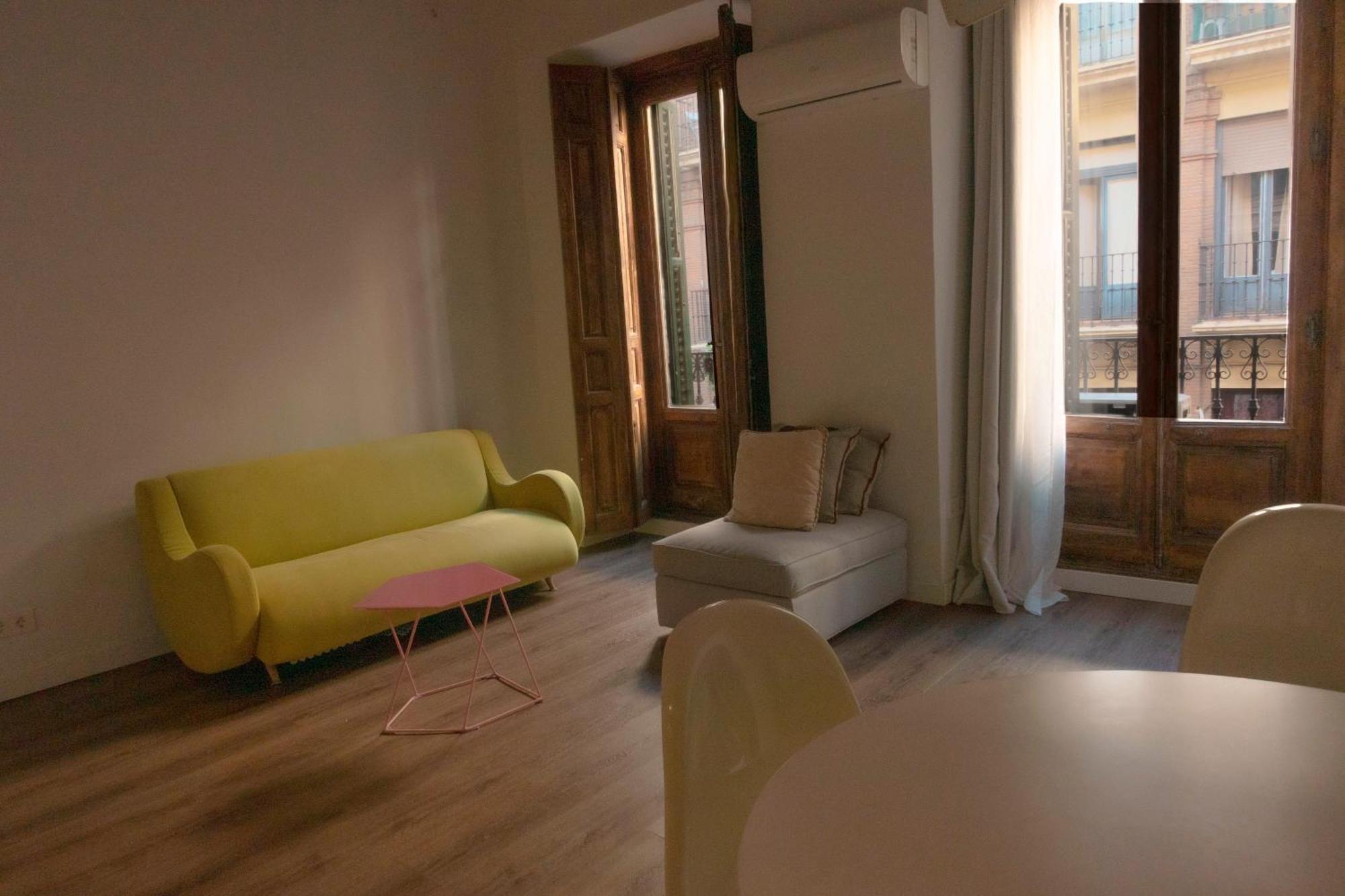 Apartamento Hortaleza 4, Preciso Estudio En Chueca Junto A La Gran Via De Madri