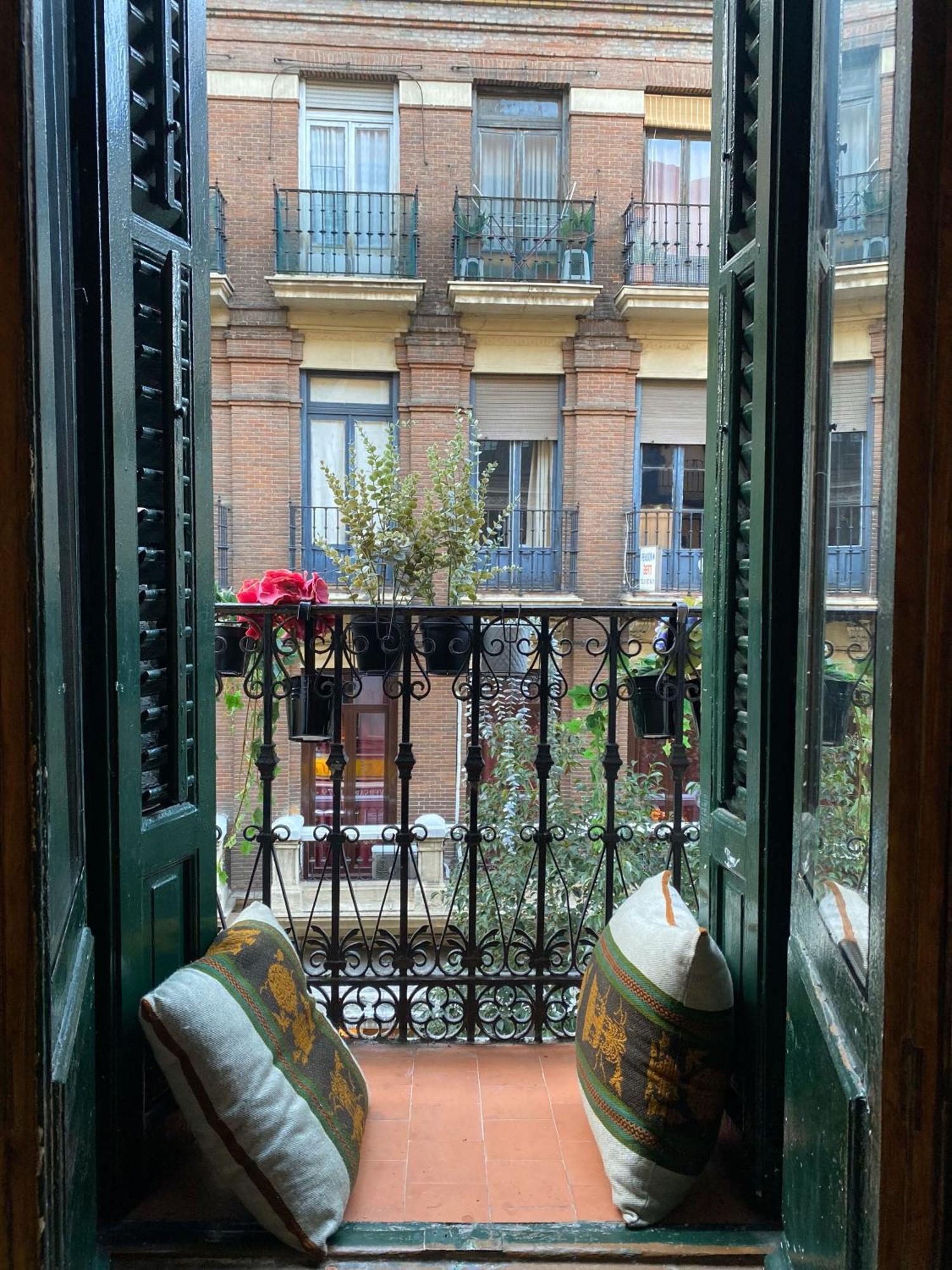 Apartamento Hortaleza 4, Preciso Estudio En Chueca Junto A La Gran Via De