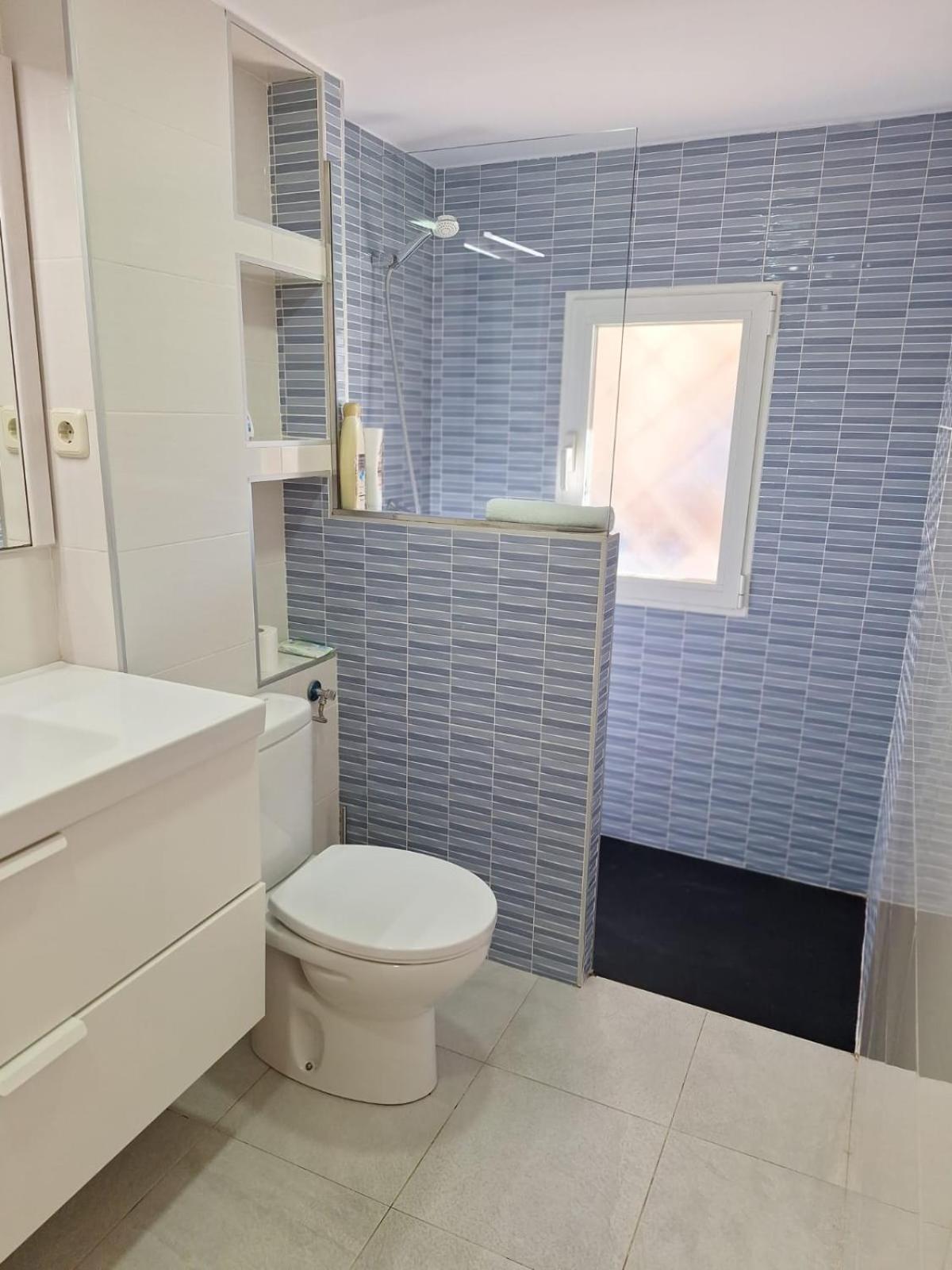 Apartamento Cercano A Ifema, Aeropuerto, Clinica Universitaria Navarra Y Civitas Metropolitano *