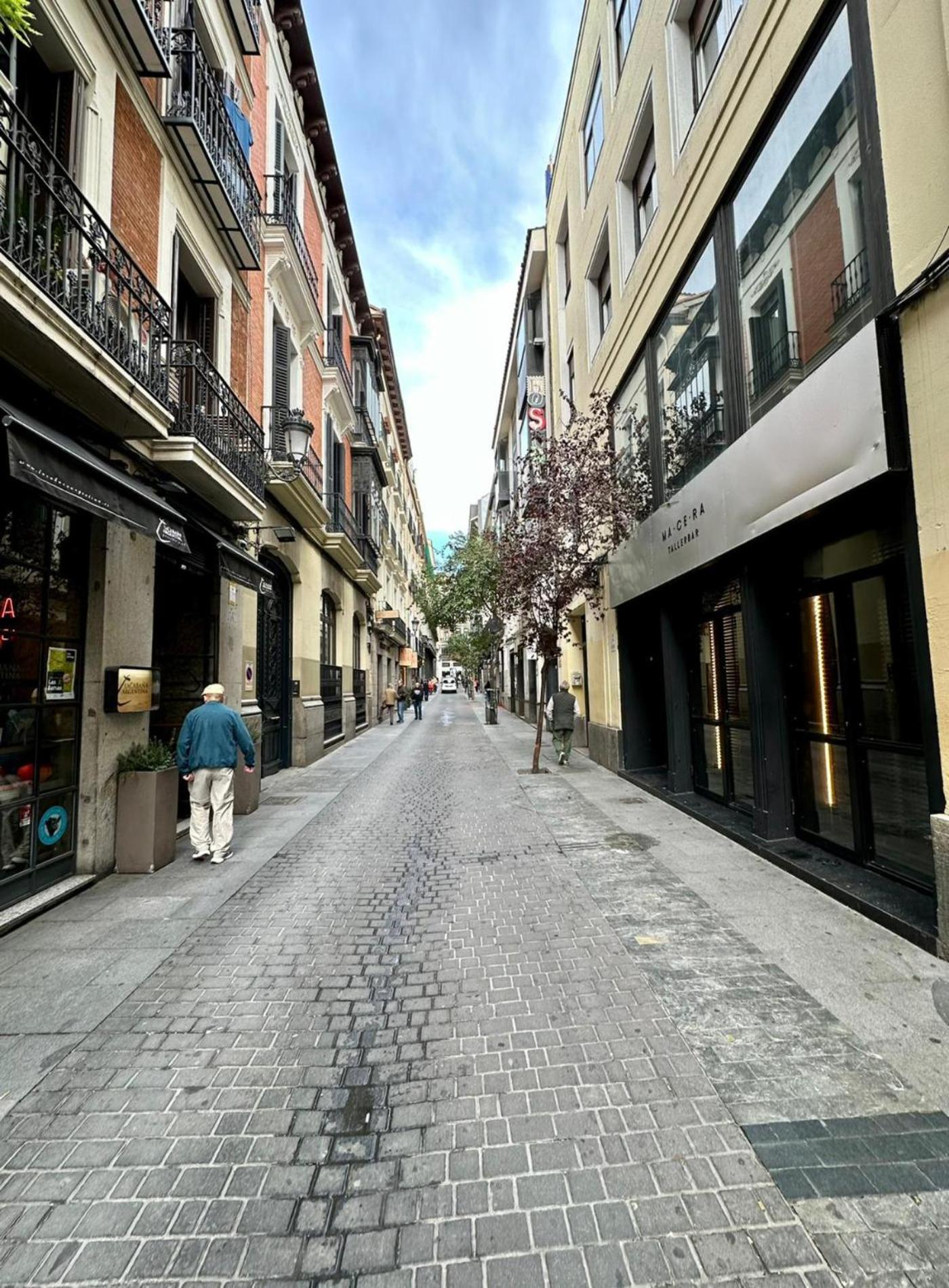 Apartment Loft 3pax En Huertas-cortes *