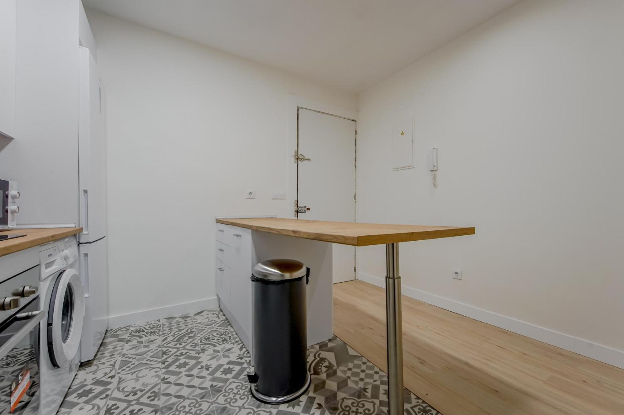 Apartment Modern 6pax En La Plaza De Tirso-centro E1 Madrid