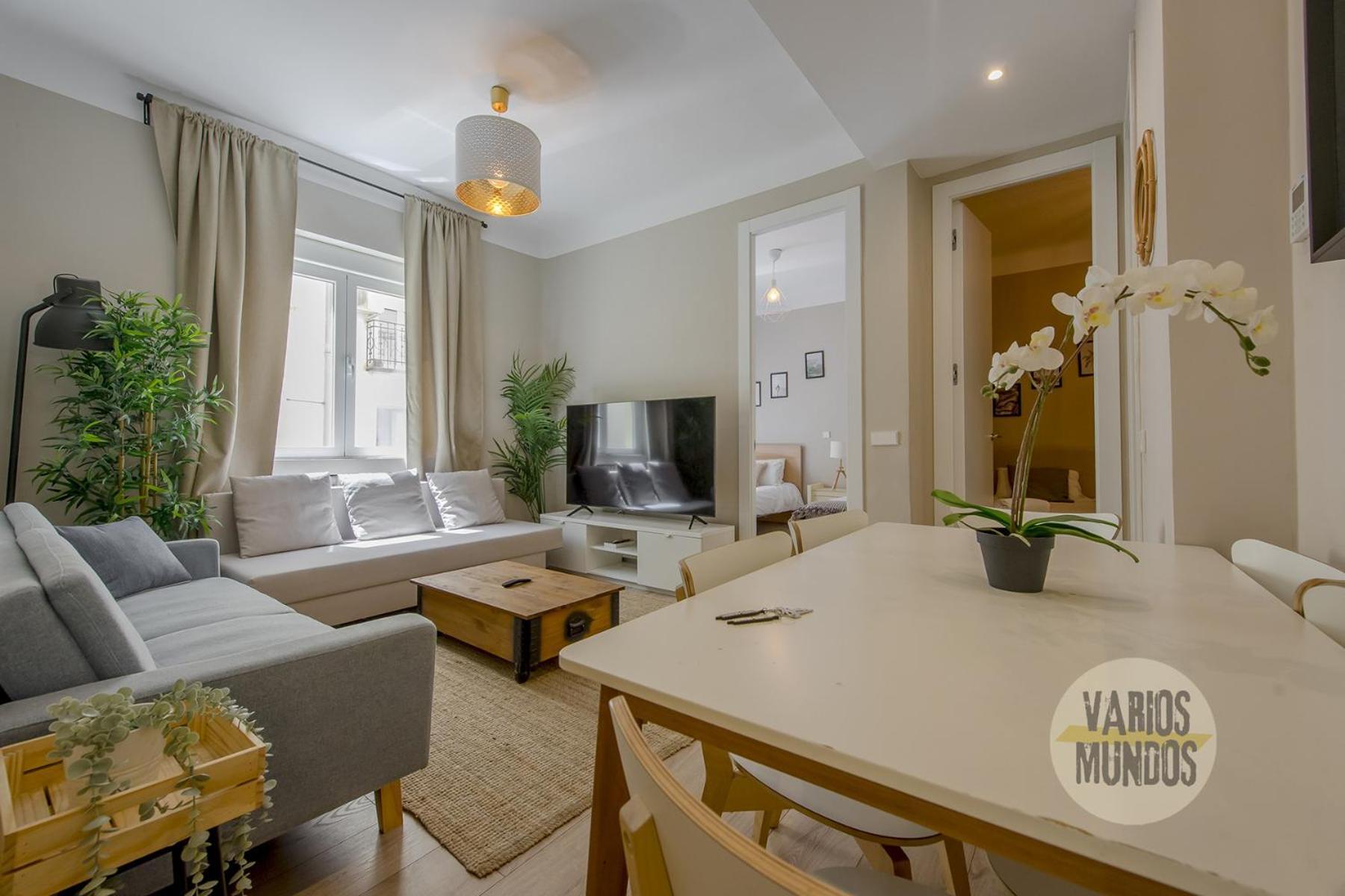 Agradable Piso De 3hab En El Rastro-centro De Madrid
