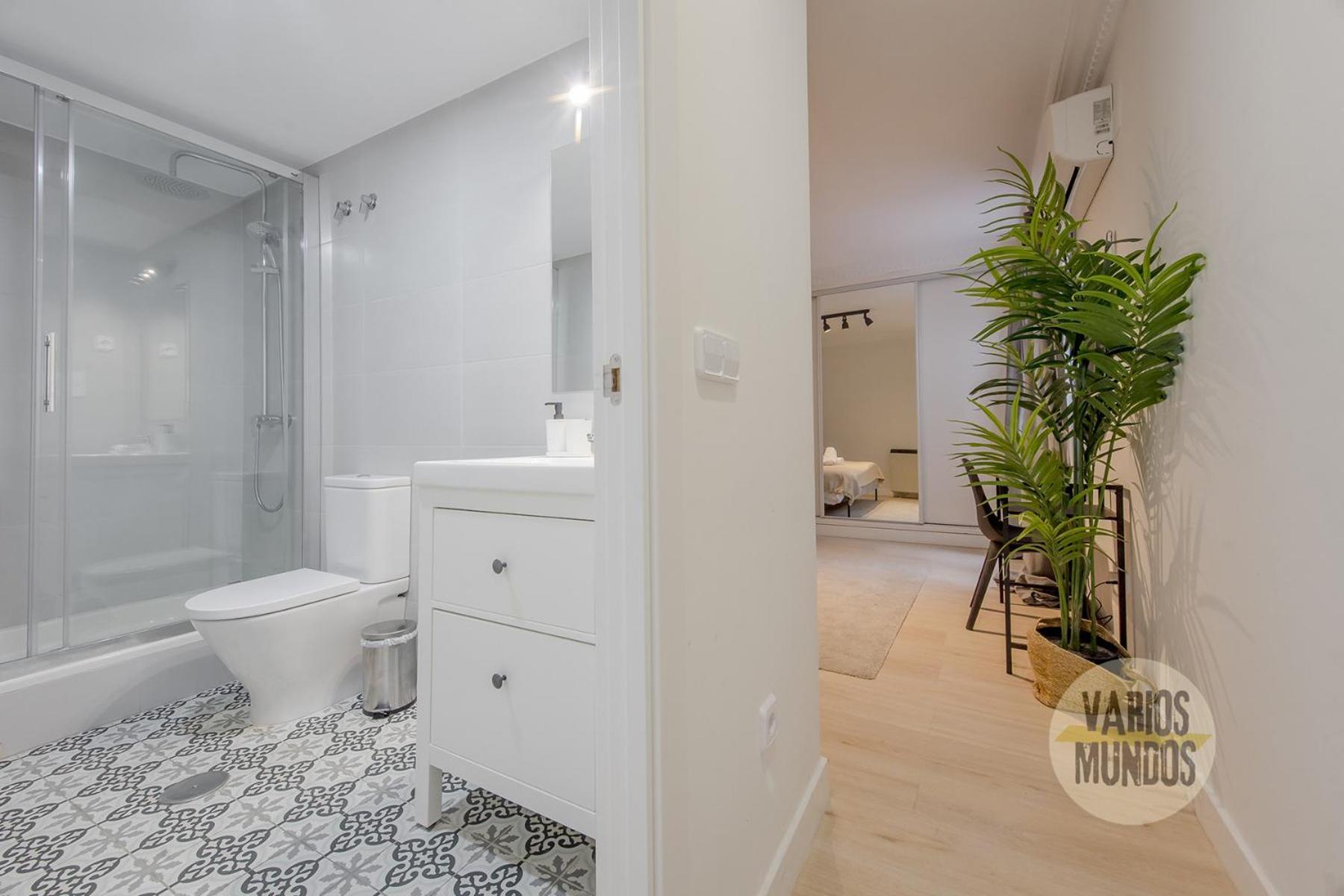 Nuevo Apt De 7pax En Calle Mayor 11 En La Puerta Del Sol Apartment *