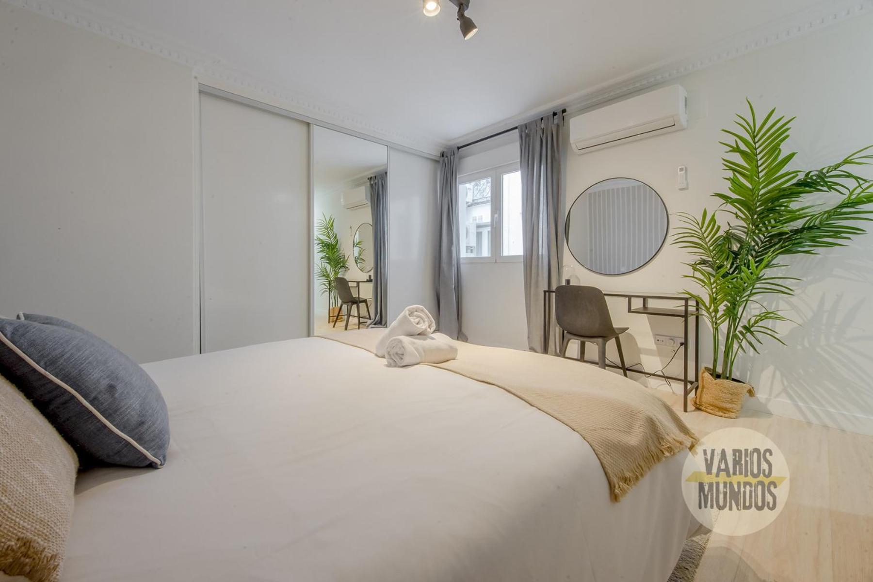 Nuevo Apt De 7pax En Calle Mayor 11 En La Puerta Del Sol Apartment Madrid