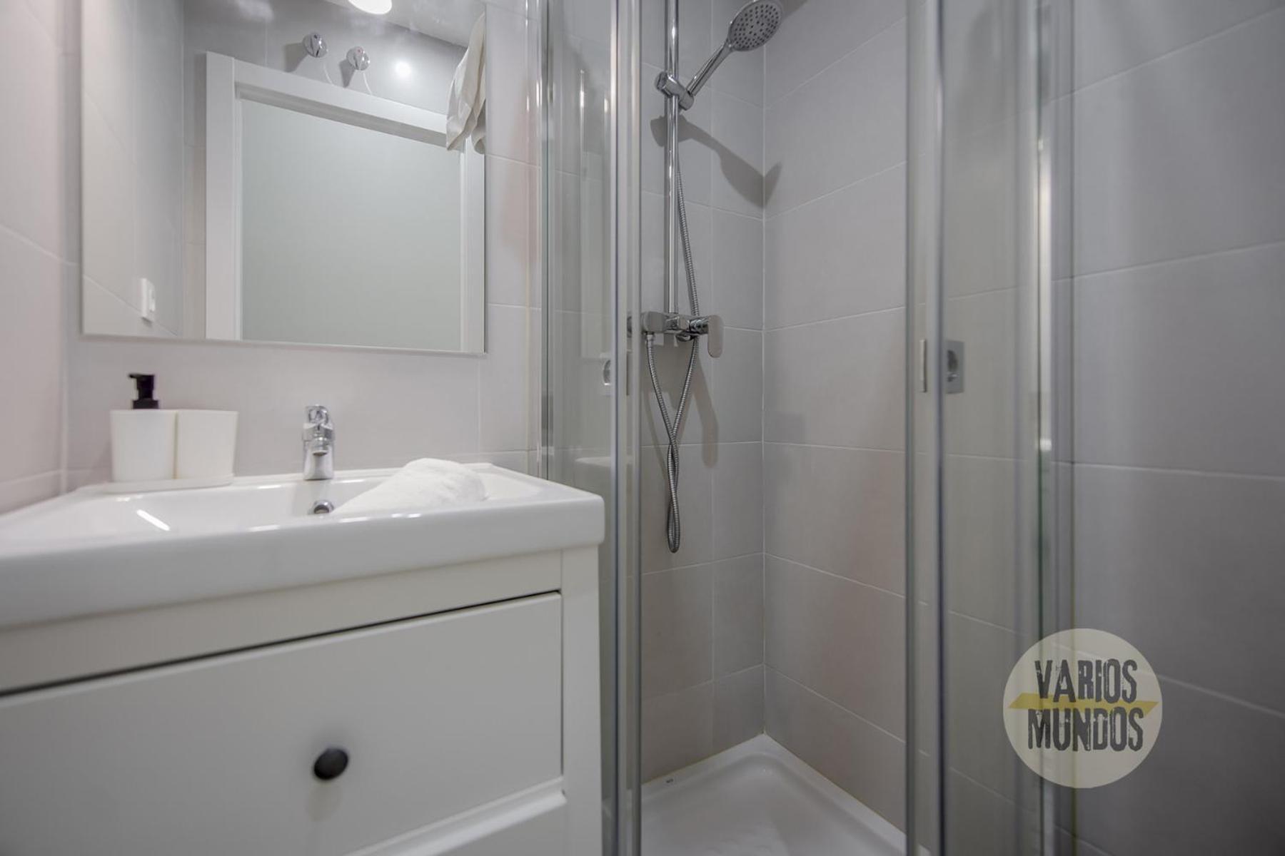 Apartment New Apt De 7pax En El Corazon De Malasana Madrid