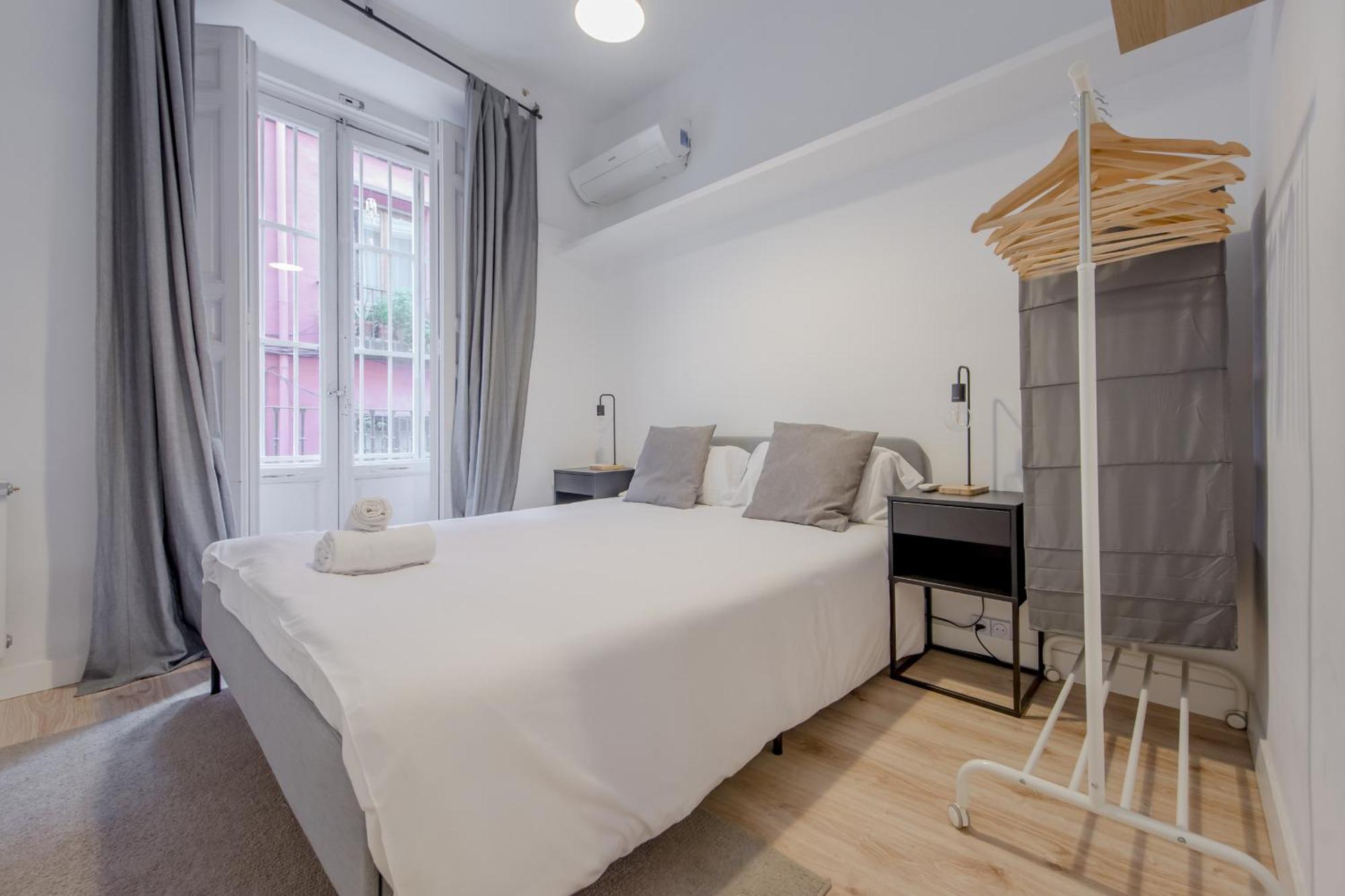 Premium 9pax En Calle Olmo - Centro De E1 * Madrid