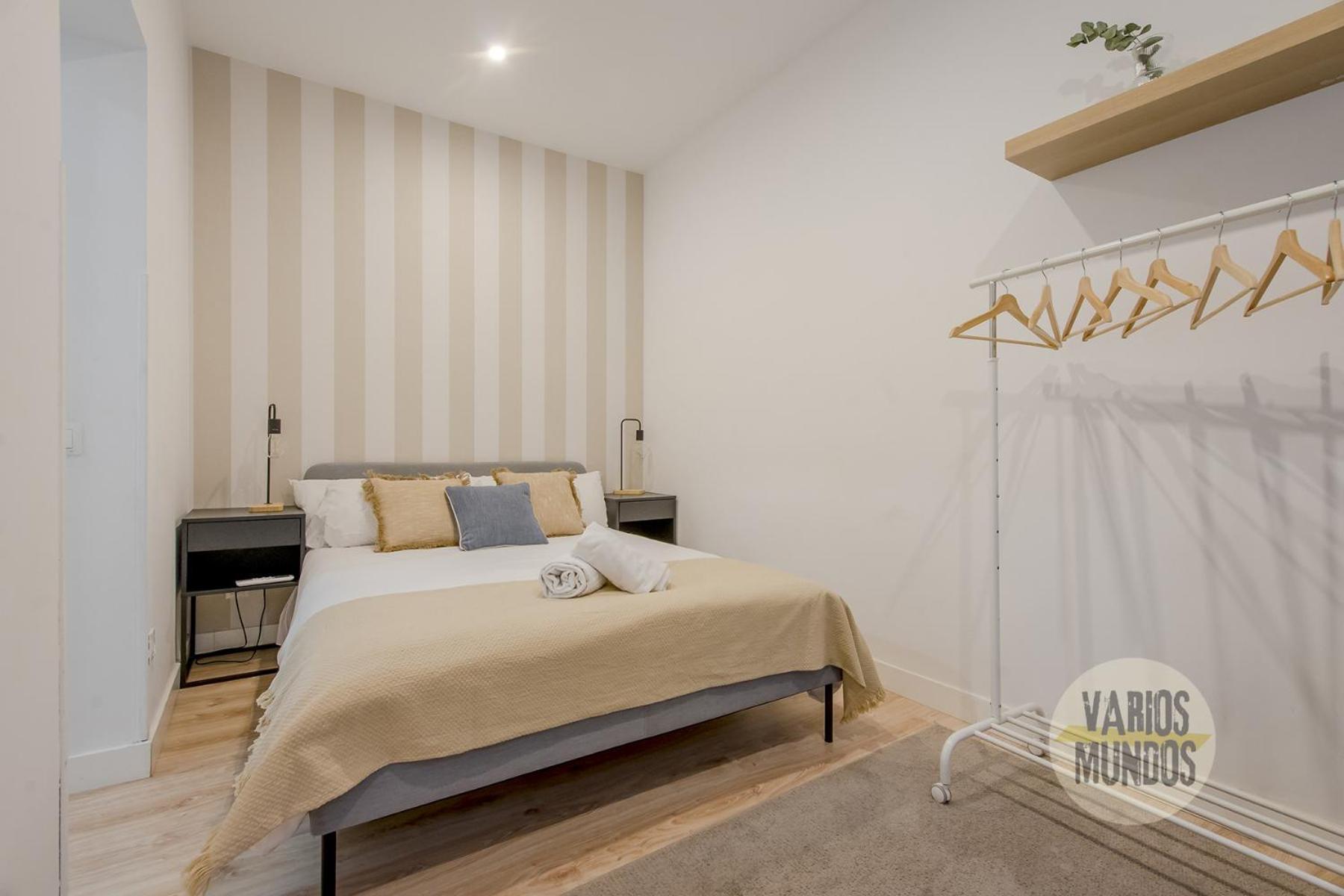 Apartment Nuevo De 9pax En La Cava Alta Centro De E1 Madrid