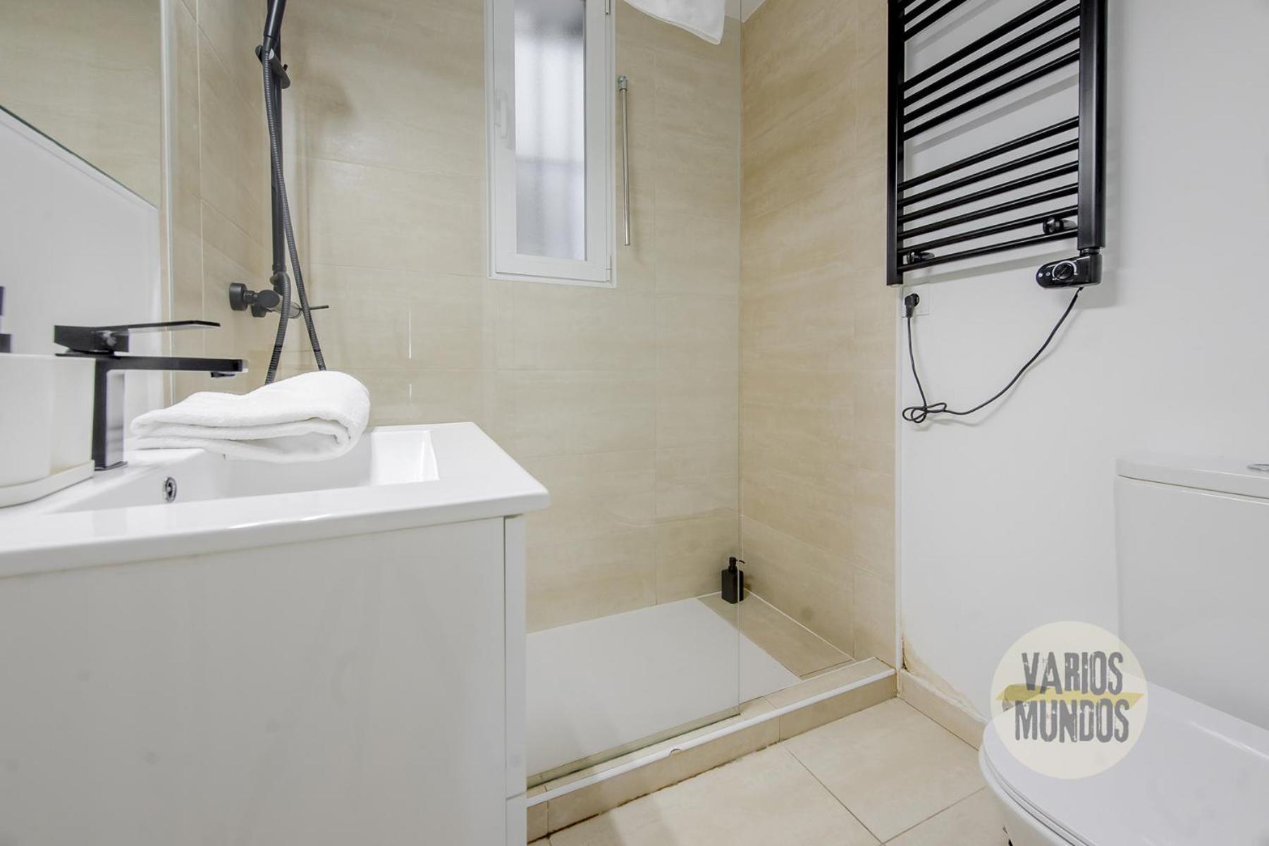 Nuevo De 9pax En La Cava Alta Centro De E1 Apartment