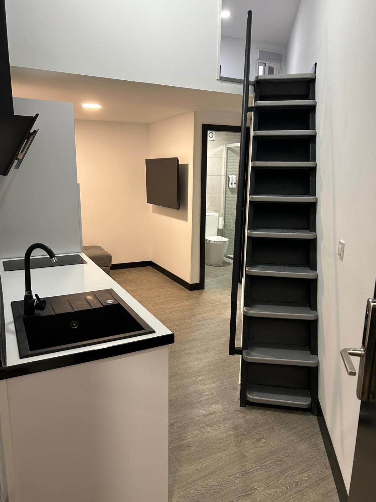 Cotrades En San Blas-canillejas Apartment *