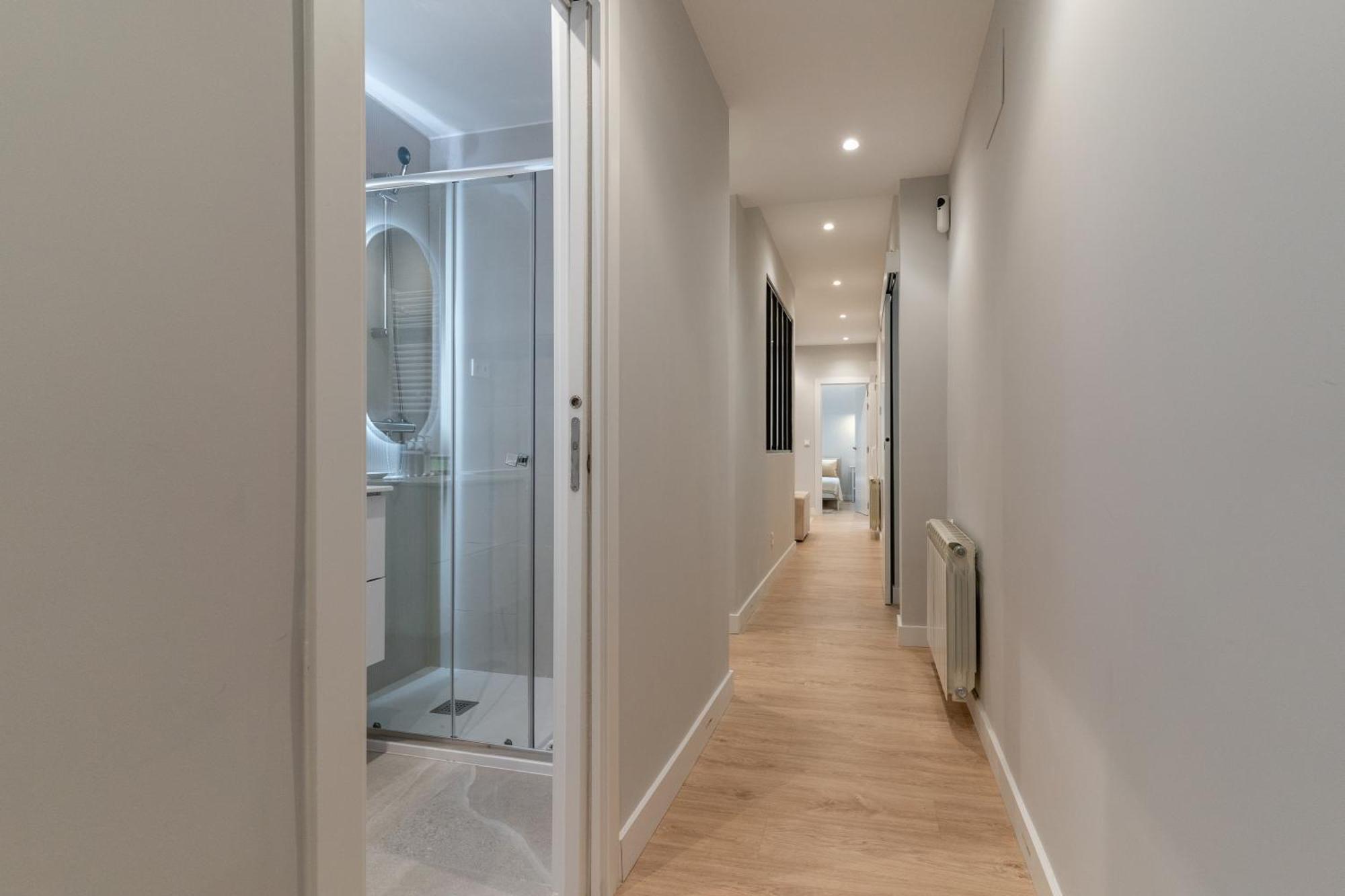Apartment Modern, Centric -2bd 2bth- Delicias Madrid