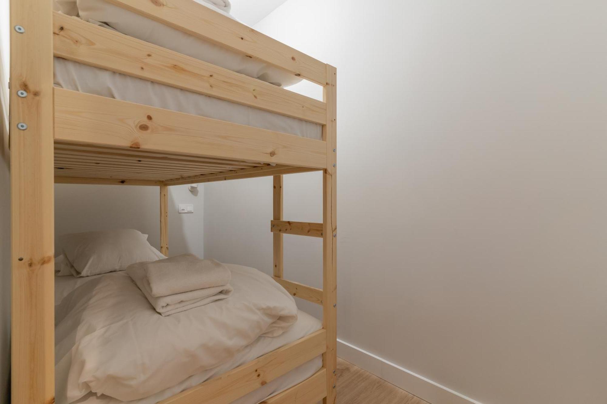 Modern, Centric -2bd 2bth- Delicias * Madrid