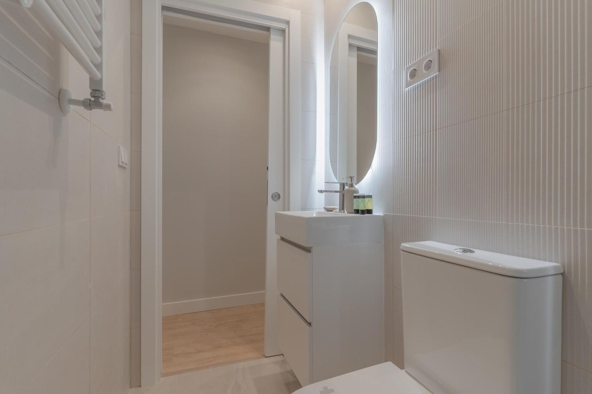 Modern, Centric -2bd 2bth- Delicias