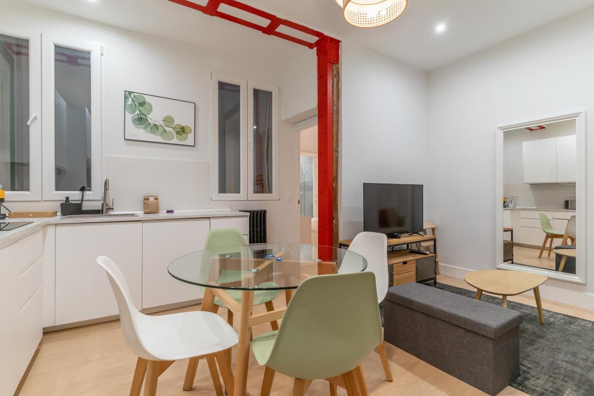 Cozy And Central-1bd 1bth- Cortes Apartment *