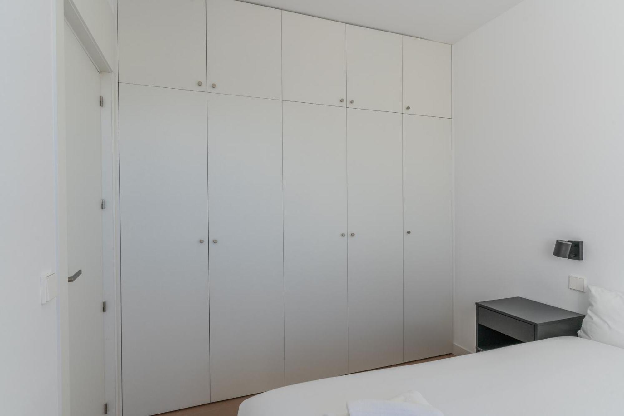 Bright With Views -2bd 1bth- Bernabeu *