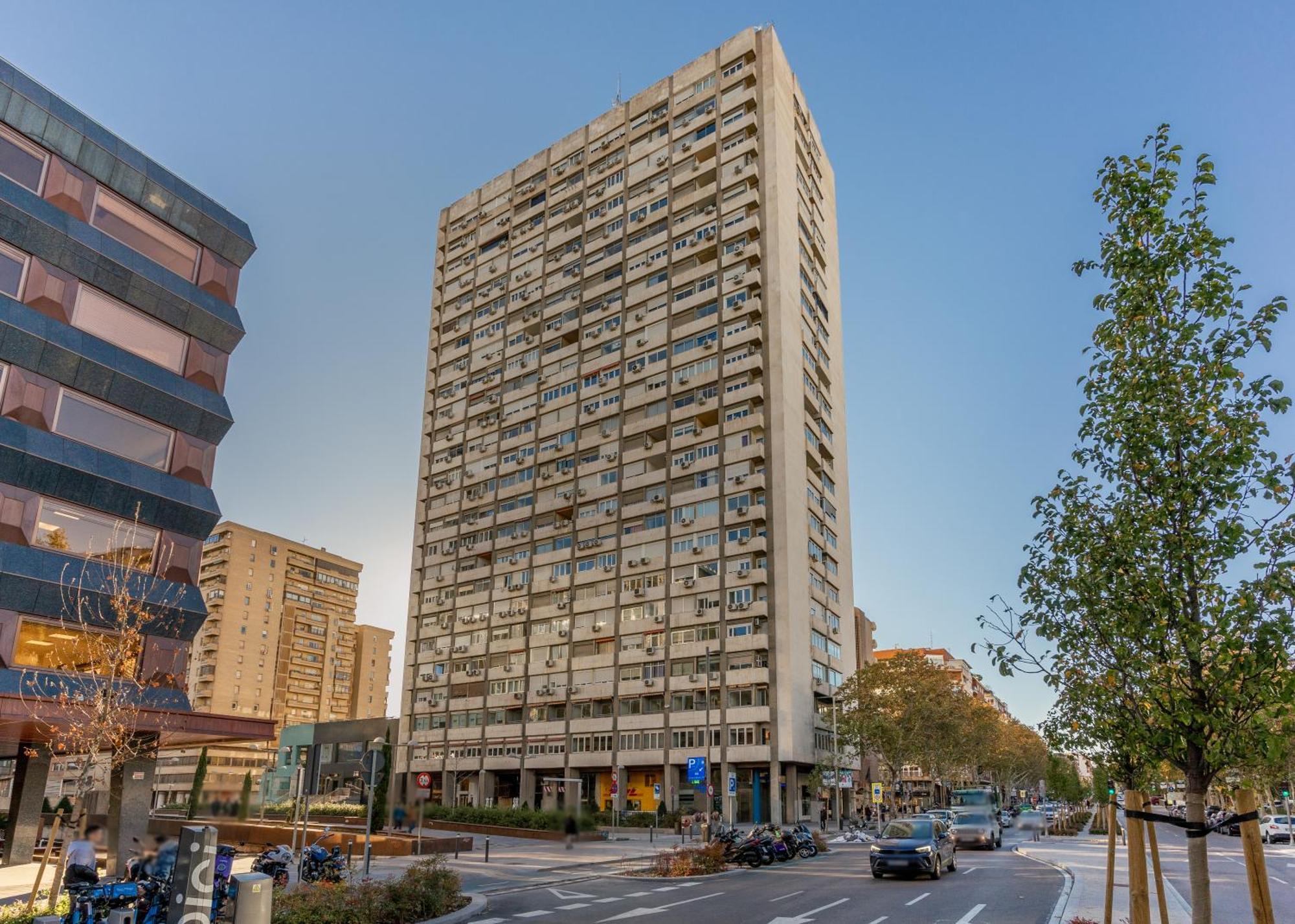 Bright With Views -2bd 1bth- Bernabeu Madrid