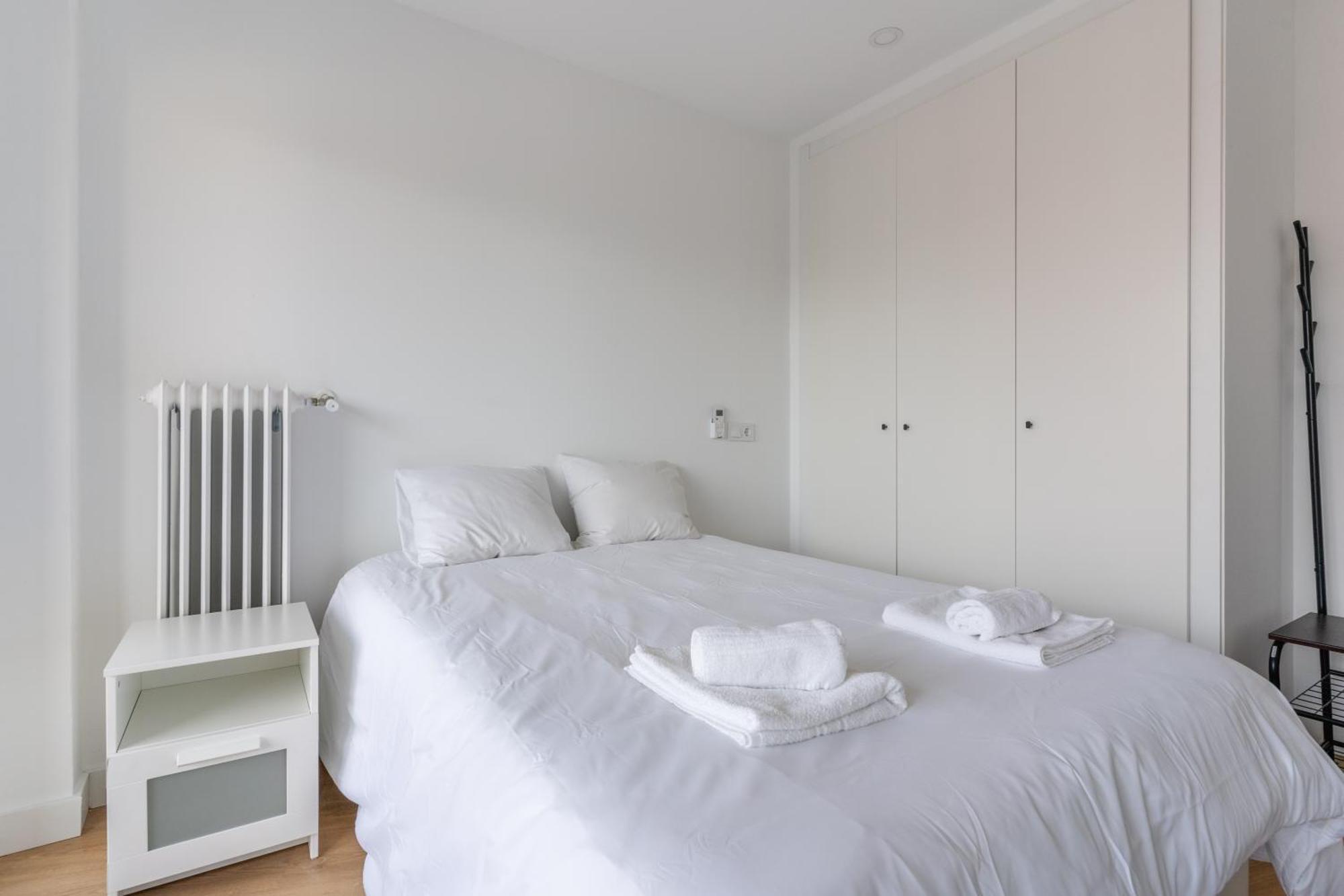 Apartamento Bright With Terrace- 2bd 2bth- Salamanca *