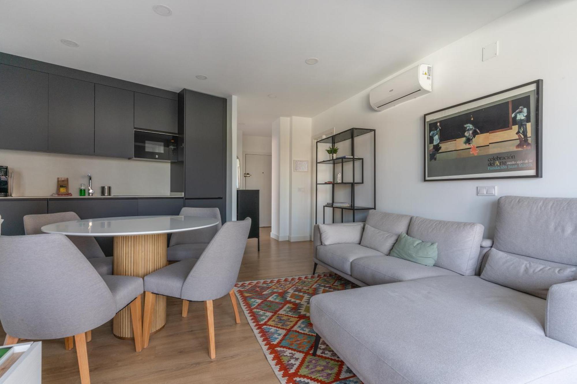 Apartamento Bright With Terrace- 2bd 2bth- Salamanca Madri