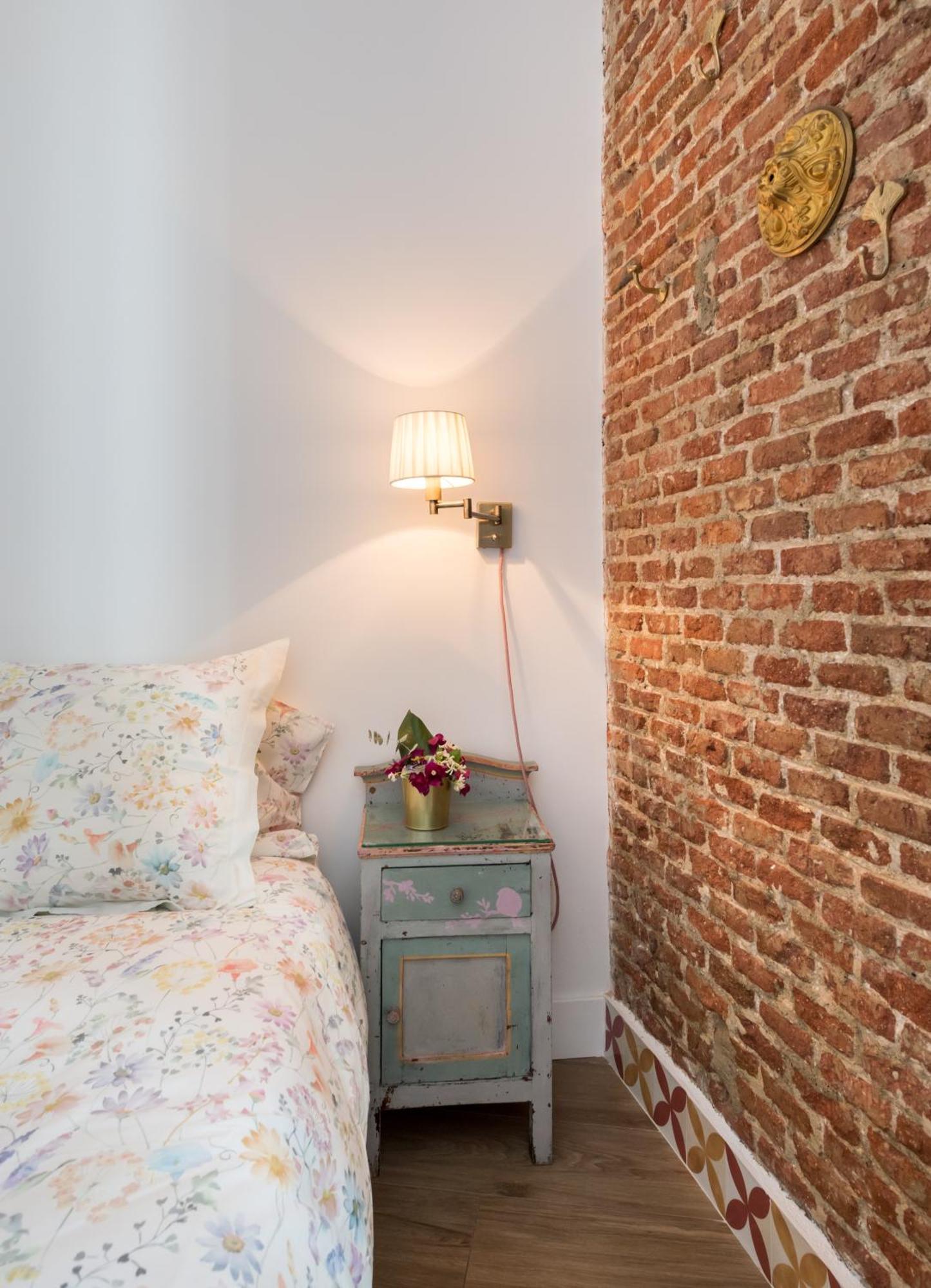 Prado Santa Ana 2bd/2ba Apartment