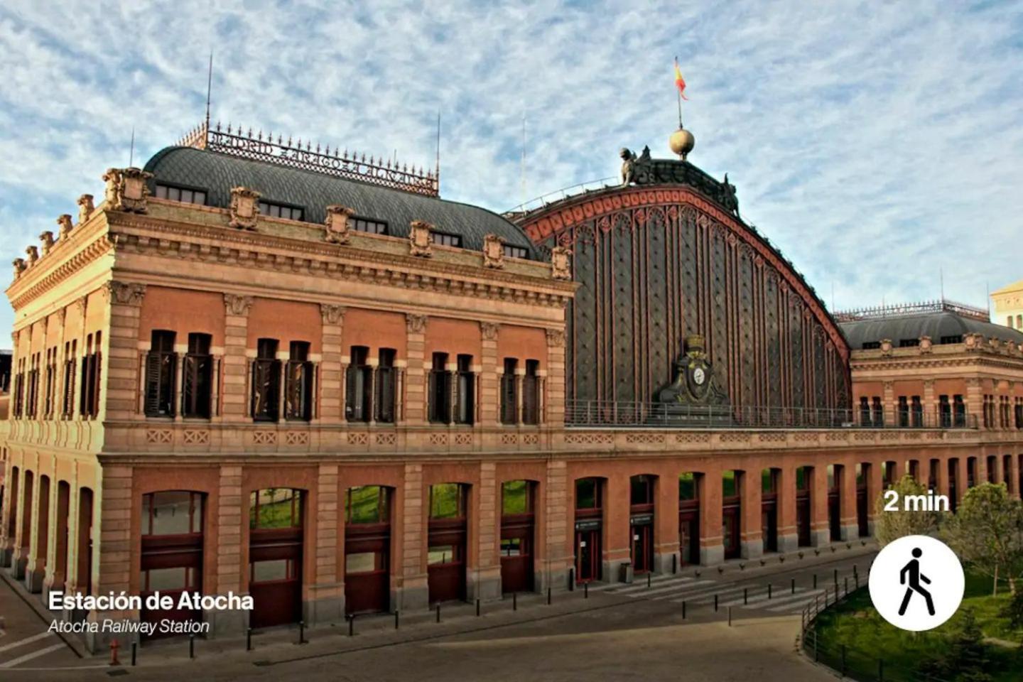 Apartment Prado Santa Ana 2bd/2ba Madrid