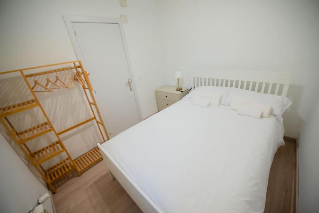 Apartamento 12 De Octubre, Almendrales Apartamento