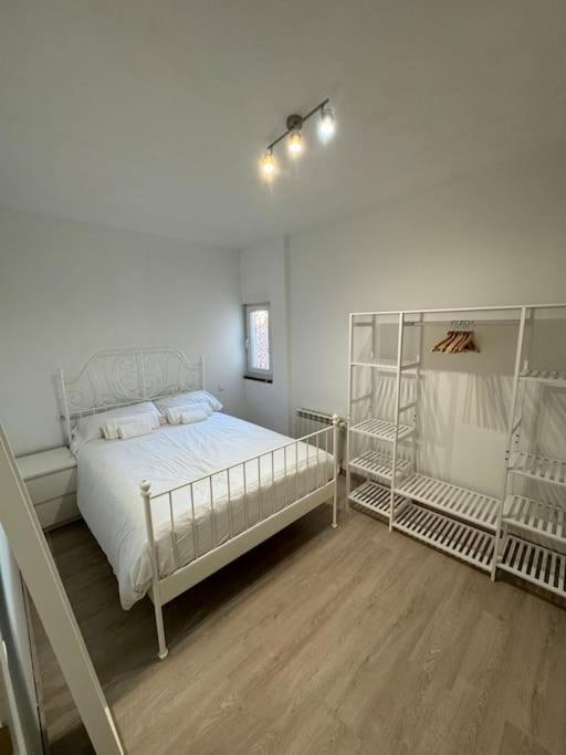 Apartamento 12 De Octubre, Almendrales Apartamento *
