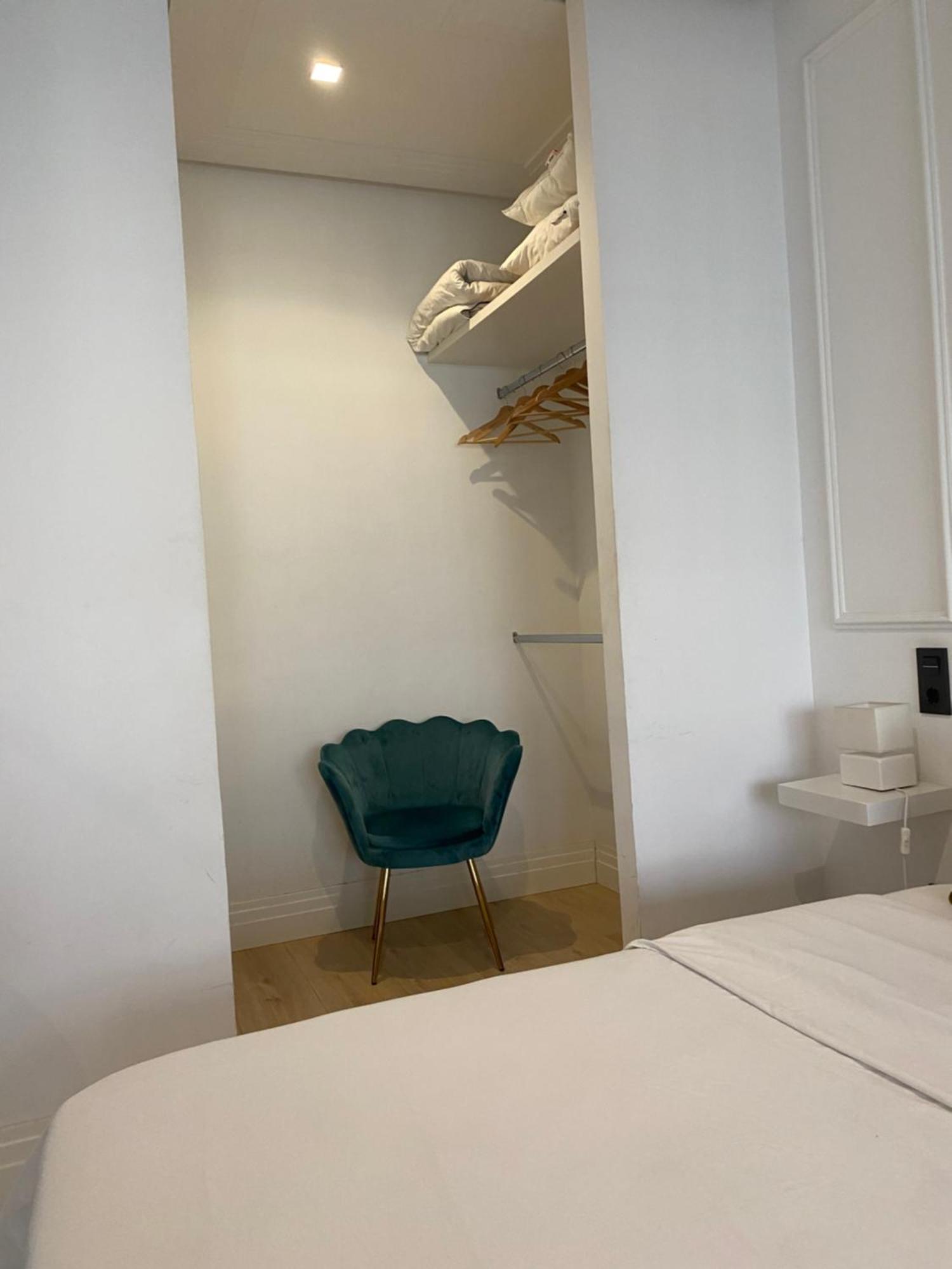 Lujoso Apto Paseo Del Prado Apartment Madrid
