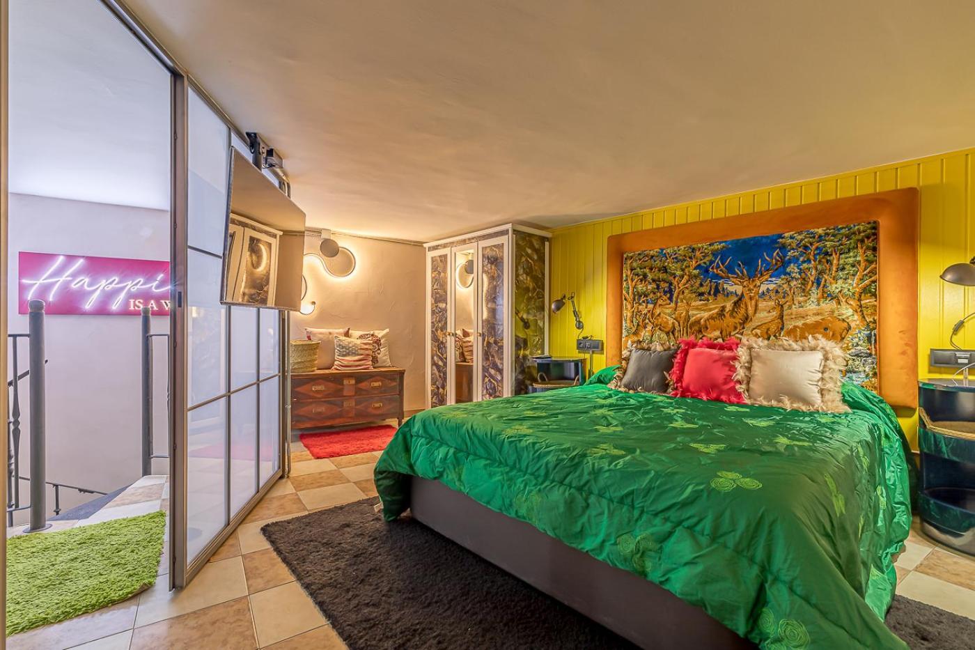 Gallery Apartment