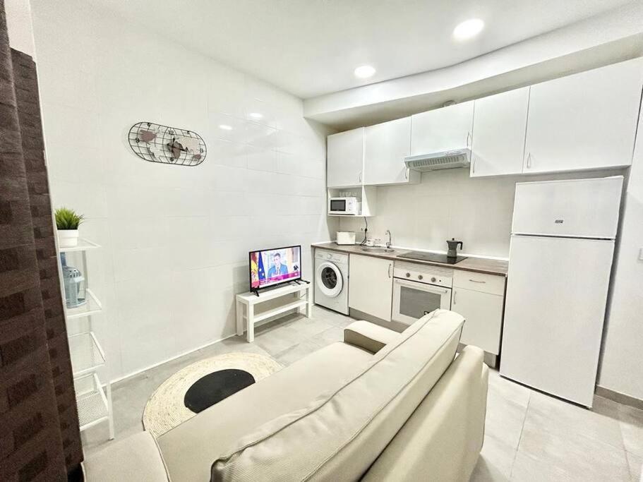 Apartment Metro Avenida De America 01 *