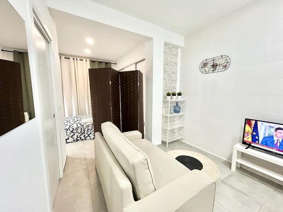 Metro Avenida De America 01 Apartment Madrid