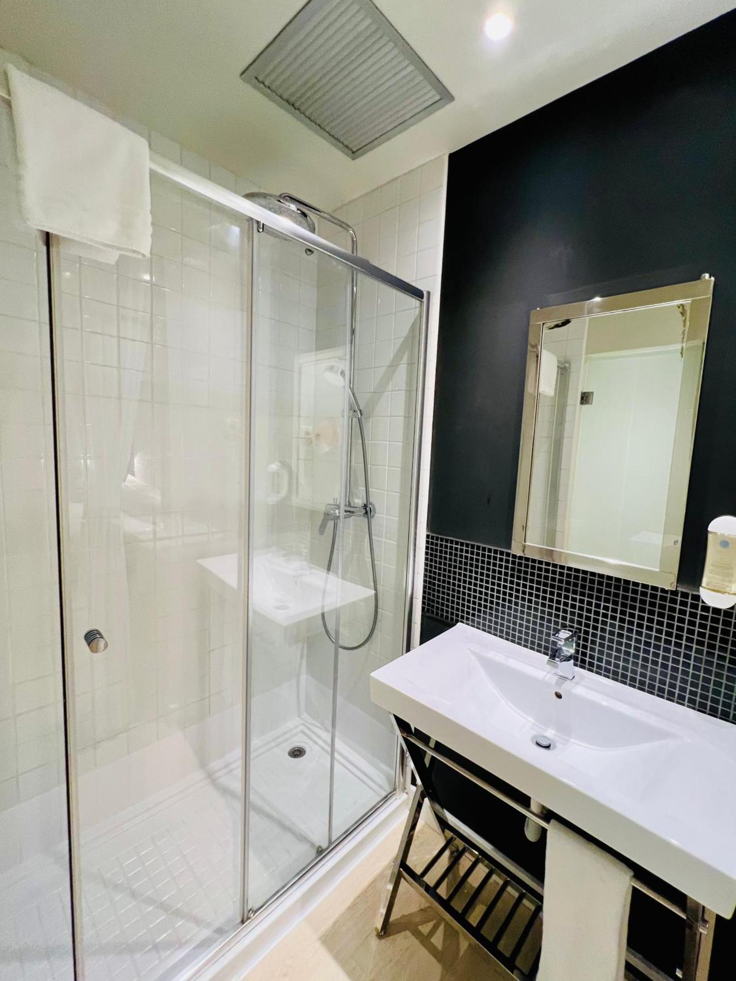 Hotel Urbansea Atocha 113 *