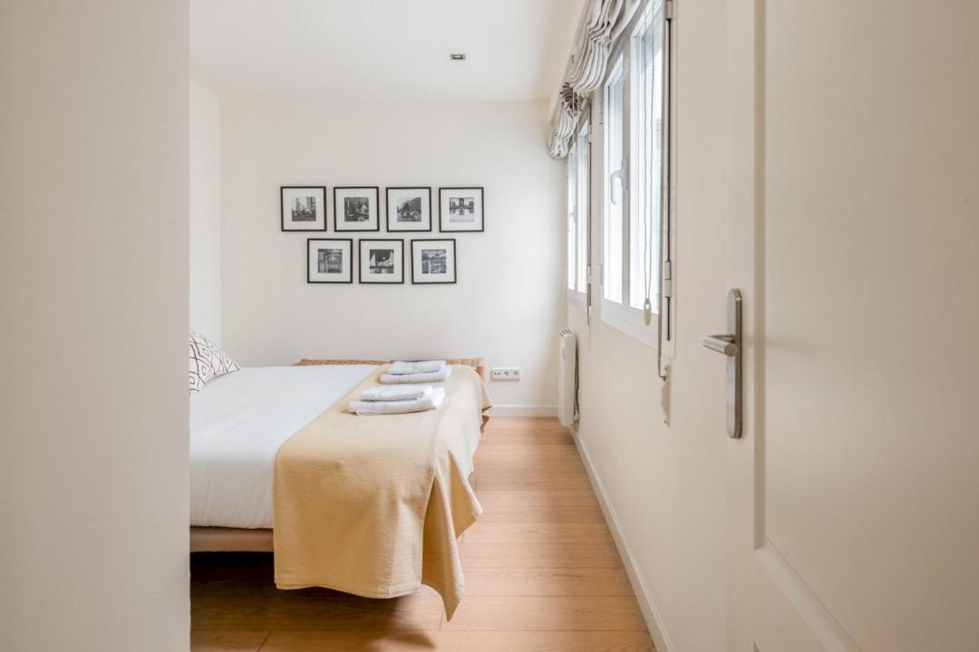 1 Bedroom 1 Bathroom Furnished - Malasana - Modern In Downtown Area - Mintystay Apartment Madrid