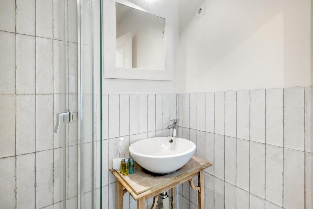 1 Bedroom 1 Bathroom Furnished - Malasana - Modern In Downtown Area - Mintystay