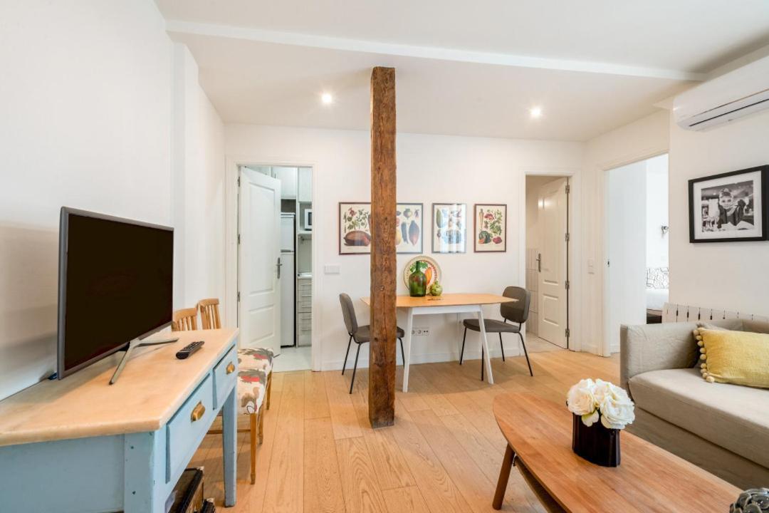 Apartment 1 Bedroom 1 Bathroom Furnished - Malasana - Modern In Downtown Area - Mintystay
