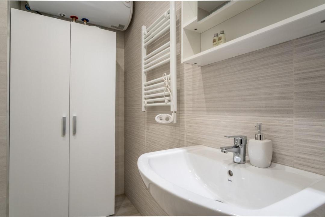 Modern- 1 Bd 1,5 Bth- Delicias Atocha * Madrid