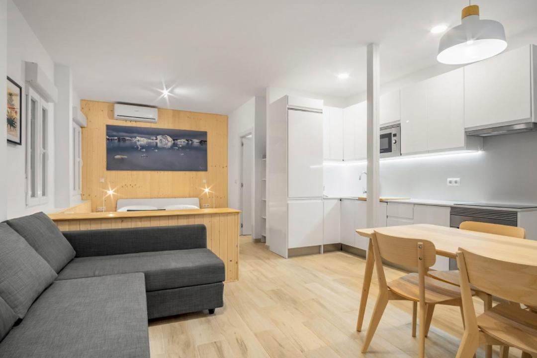 1 Bedrooms 1 Bathroom Furnished - La Latina - Modern - Mintystay Apartment *