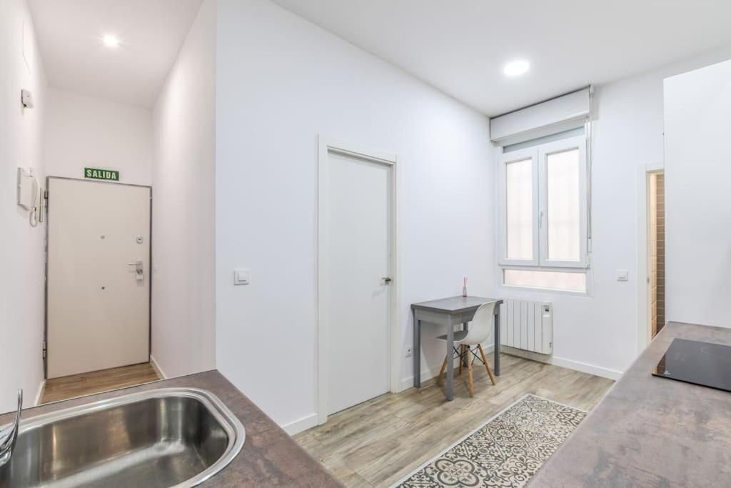 Unique Flat La Latina * Billiard & Darts Apartamento Madri