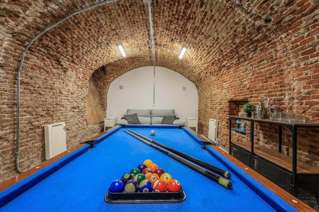Apartamento Unique Flat La Latina * Billiard & Darts Madri