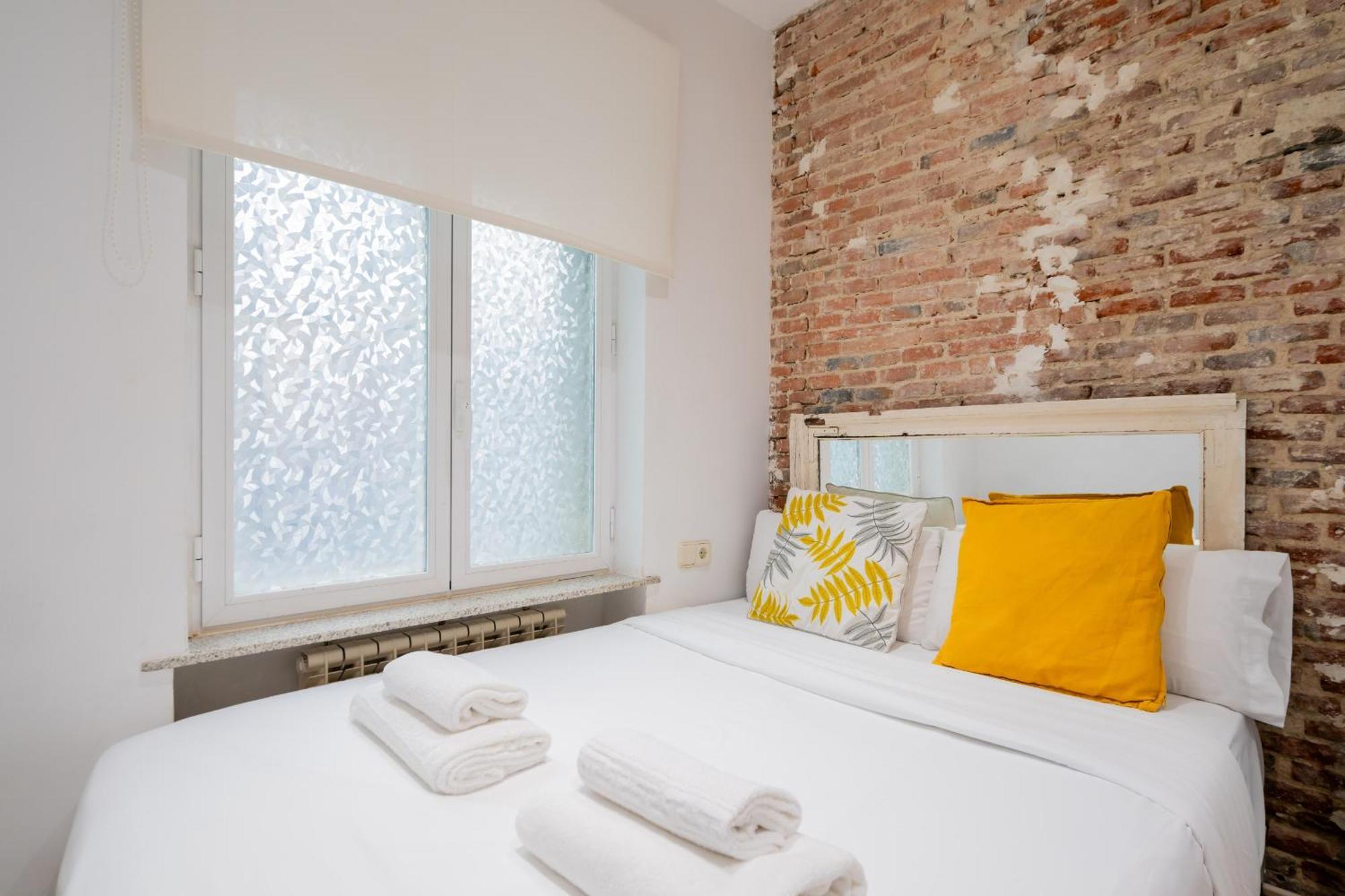 Apartamento En La Plaza De Lavapies Alquiler Temporal Madrid