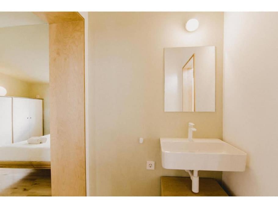Apartment Skyline Penthouse In The Heart Of Tet *