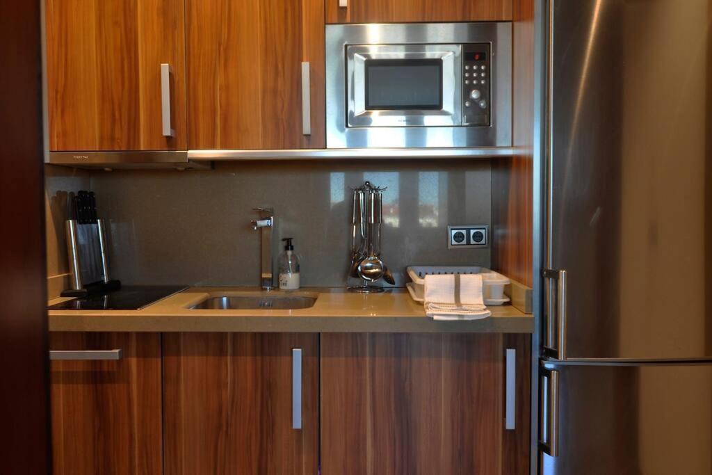 Suite-estudio En El Centro Colon Apartment